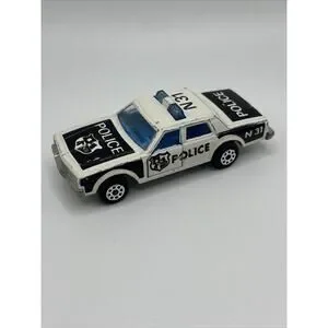 MAJORETTE SONIC FLASHERS Chevrolet Impala Police 1:69 EUR 12,99
